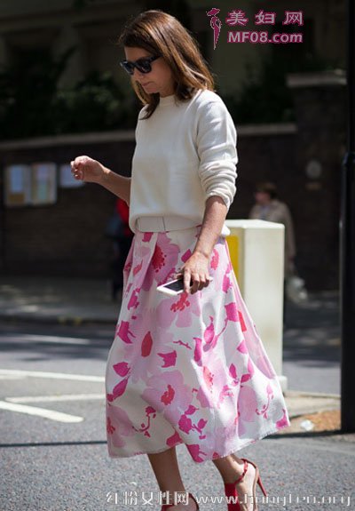 �＾6�ײ�ͬ�����δ���� ��MM�³��ر��ĵ�Ʒ