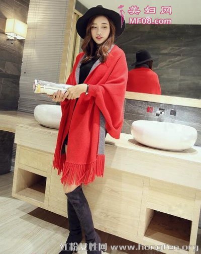 一件宽松的蝙蝠针织开衫外套 显瘦藏肉穿出时尚范儿