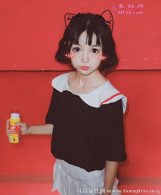 日系女装T恤衫甜美减龄 软萌妹子最爱的服饰款式
