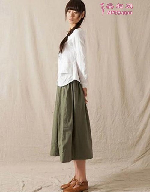 11款棉麻女装的搭配 让你也做一回文艺女青年