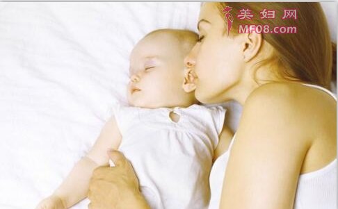 产后正确睡姿,剖腹产后正确睡姿 