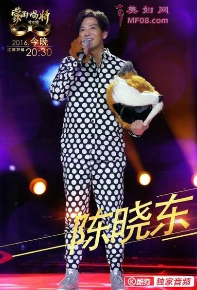 “女帝”身份被揭，网友才是《蒙面唱将》最强猜评团 