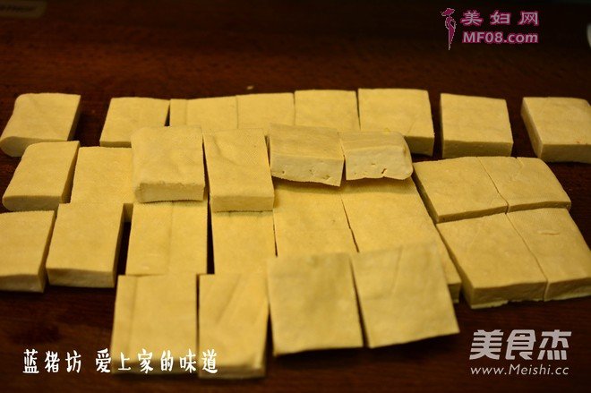 炸臭豆腐的做法
