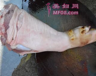 紫苏蒸猪手