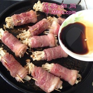 铁板培根金菇卷