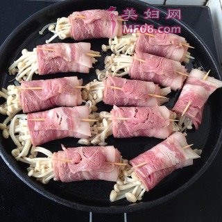 铁板培根金菇卷