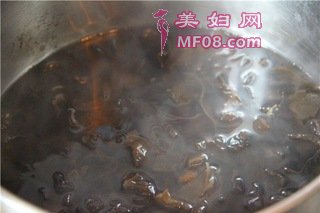 火麻油拌木耳