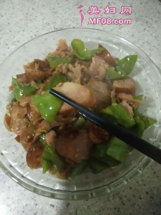熏肠炒麻椒