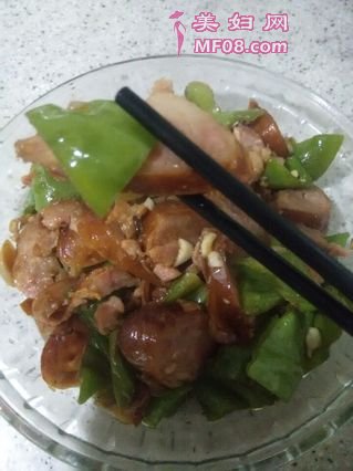 熏肠炒麻椒