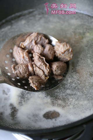 番茄牛腩煲