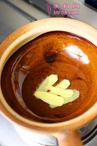 番茄牛腩煲