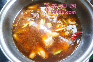 鸡与香菇的故事