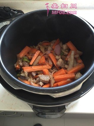 羊肉抓饭