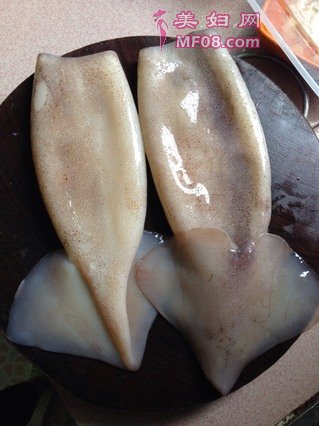 鱿鱼糯米肠