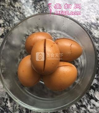 ±裺4