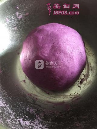 香甜紫薯饼的做法步骤：3