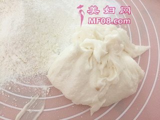 桃酥的做法步骤：8