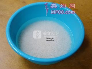 广式腊味粽子的做法步骤：1
