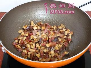 广式腊味粽子的做法步骤：4