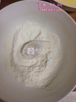 炸香蕉的做法步骤：3
