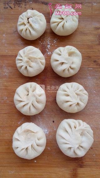 香菇虾仁生煎包的做法步骤：15