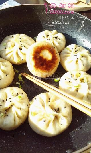 香菇虾仁生煎包的做法步骤：22