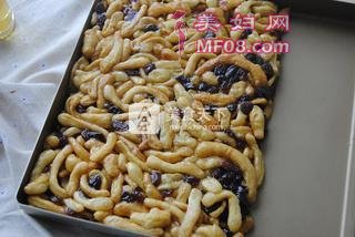 葡萄干萨琪玛的做法步骤：13