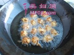 炸丸子的做法步骤：10