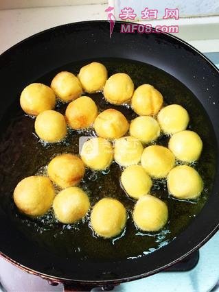 عӵ裺8