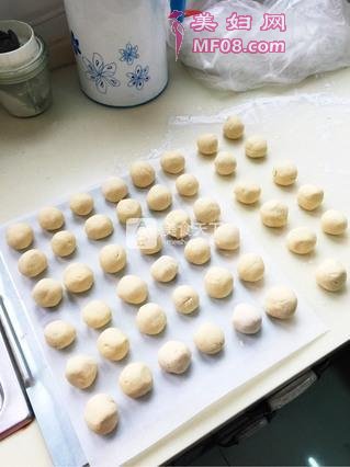 عӵ裺7