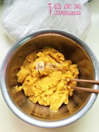 عӵ裺5