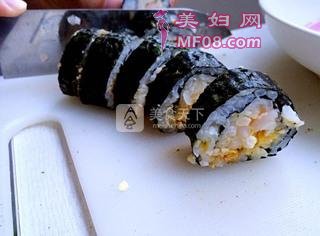 自制简单美味寿司的做法步骤：7