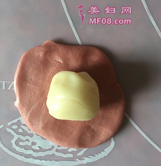荷花酥的做法步骤：5