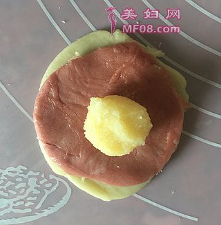 荷花酥的做法步骤：14