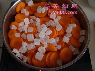 胡萝卜果脯的做法步骤：2
