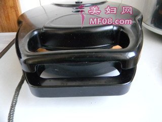 电饼铛烤地瓜的做法步骤：4