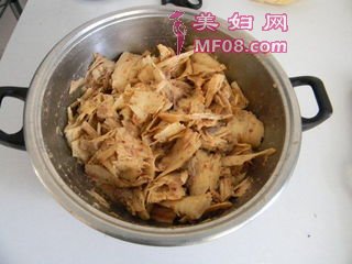 爽口牛板筋的做法步骤：7