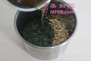 【番茄配方】海苔花生酥糖——丰富美味酥脆可口的做法步骤：4