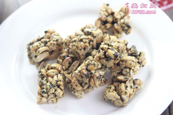【番茄配方】海苔花生酥糖——丰富美味酥脆可口的做法