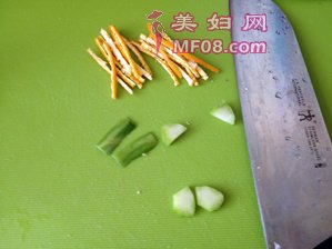橘子小灯笼的做法步骤：3