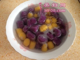 Բ춹裺8