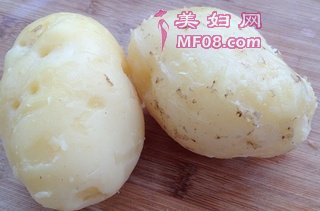 笑脸土豆片的做法步骤：1
