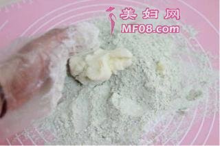【番茄配方】抹茶红豆酥—— 抹茶味伴随左右萦绕心头的做法步骤：6