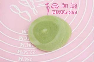 【番茄配方】抹茶红豆酥—— 抹茶味伴随左右萦绕心头的做法步骤：21