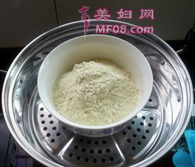 夏日传统点心~绿豆糕的做法步骤：4