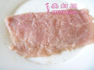 夹心大排卷的做法步骤：8