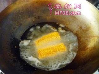 夹心大排卷的做法步骤：16