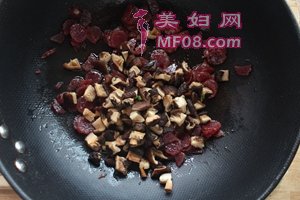 㹽裺7