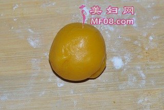 裺9