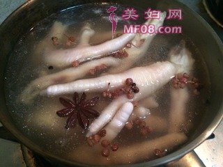 爽口凤爪的做法步骤：2